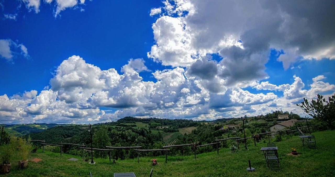 Bed and Breakfast Cascina Brichat Alta Langa Serravalle delle Langhe Zewnętrze zdjęcie