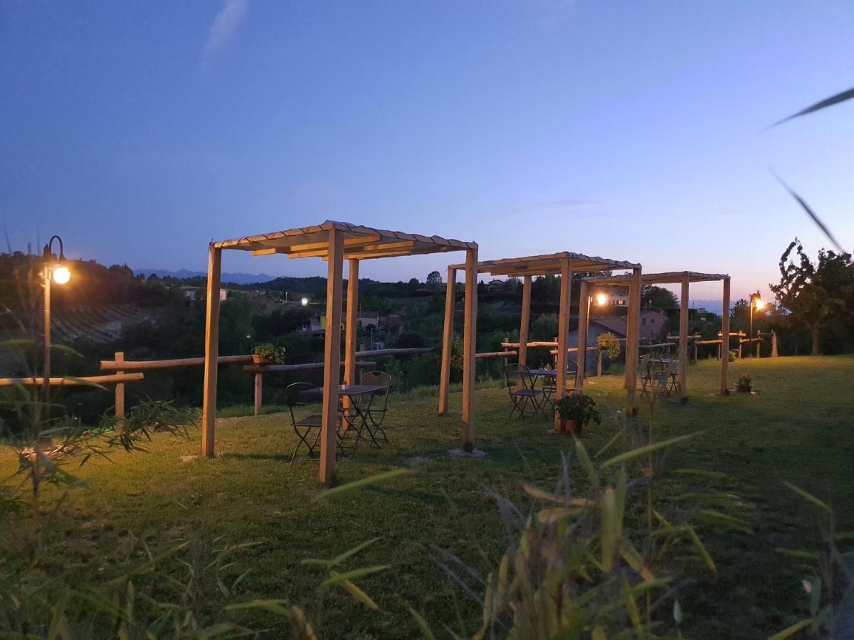 Cascina Brichat Alta Langa Serravalle delle Langhe Zewnętrze zdjęcie