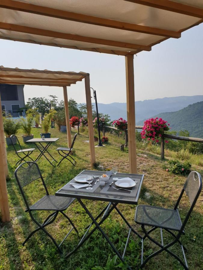 Cascina Brichat Alta Langa Serravalle delle Langhe Zewnętrze zdjęcie